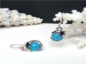 鉆石飾品價格解析與選購指南 如何準確查詢并購買心儀首飾